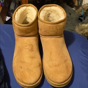 chestnut ugg minis